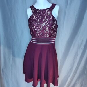 Speechless sm Y2K HOCO party wine color prom dance juniors petite halter lace
